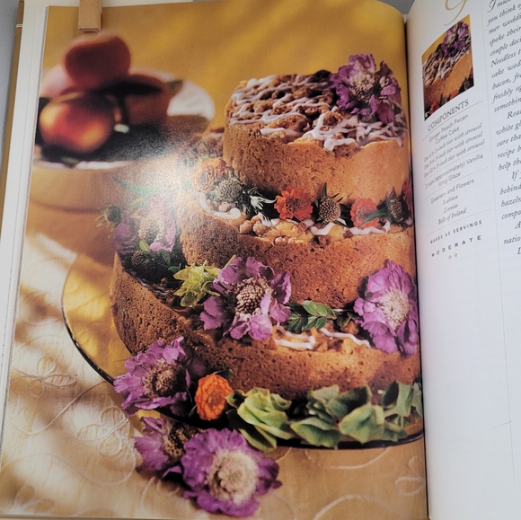The Wedding Cake Book - Dede Wilson - Picture 6 of 11